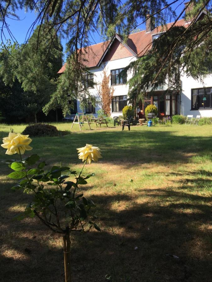 The Nyton Guesthouse Ely Bagian luar foto
