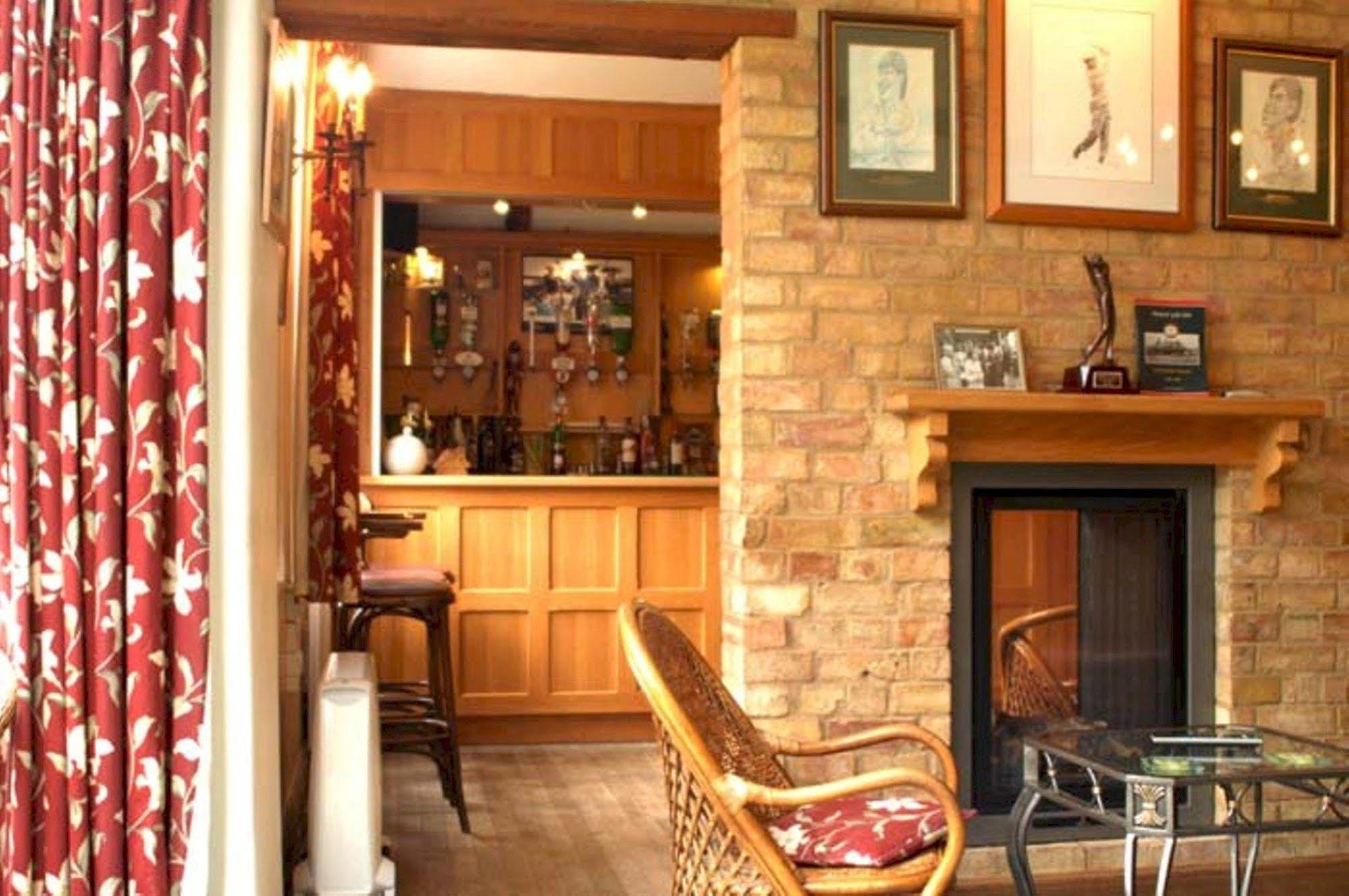 The Nyton Guesthouse Ely Bagian luar foto